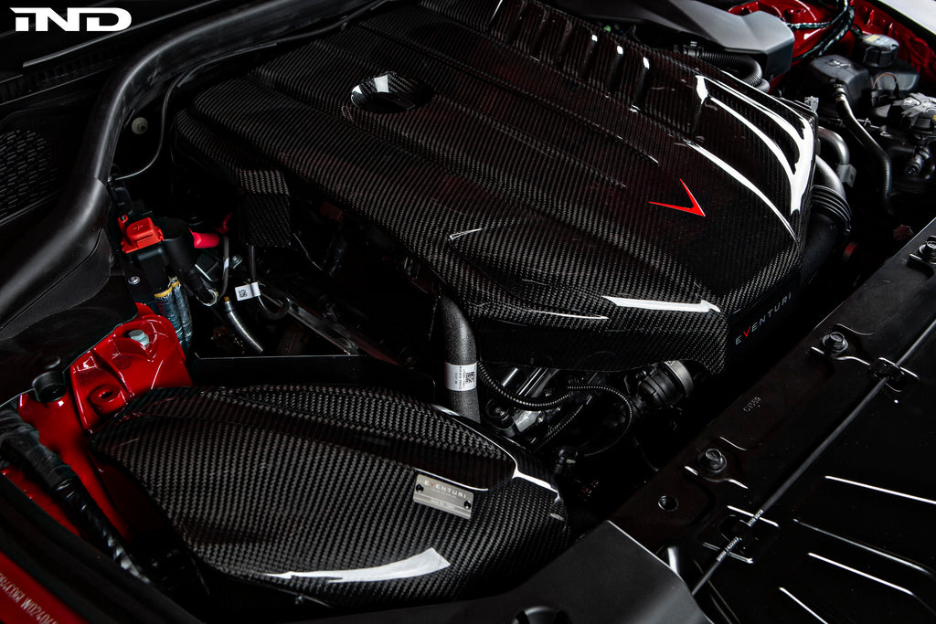 Eventuri Toyota A90 Supra B58 Black Carbon Engine Cover for the MK5 Toyota Supra GR A90 MKV - Product Installed in Engine Bay